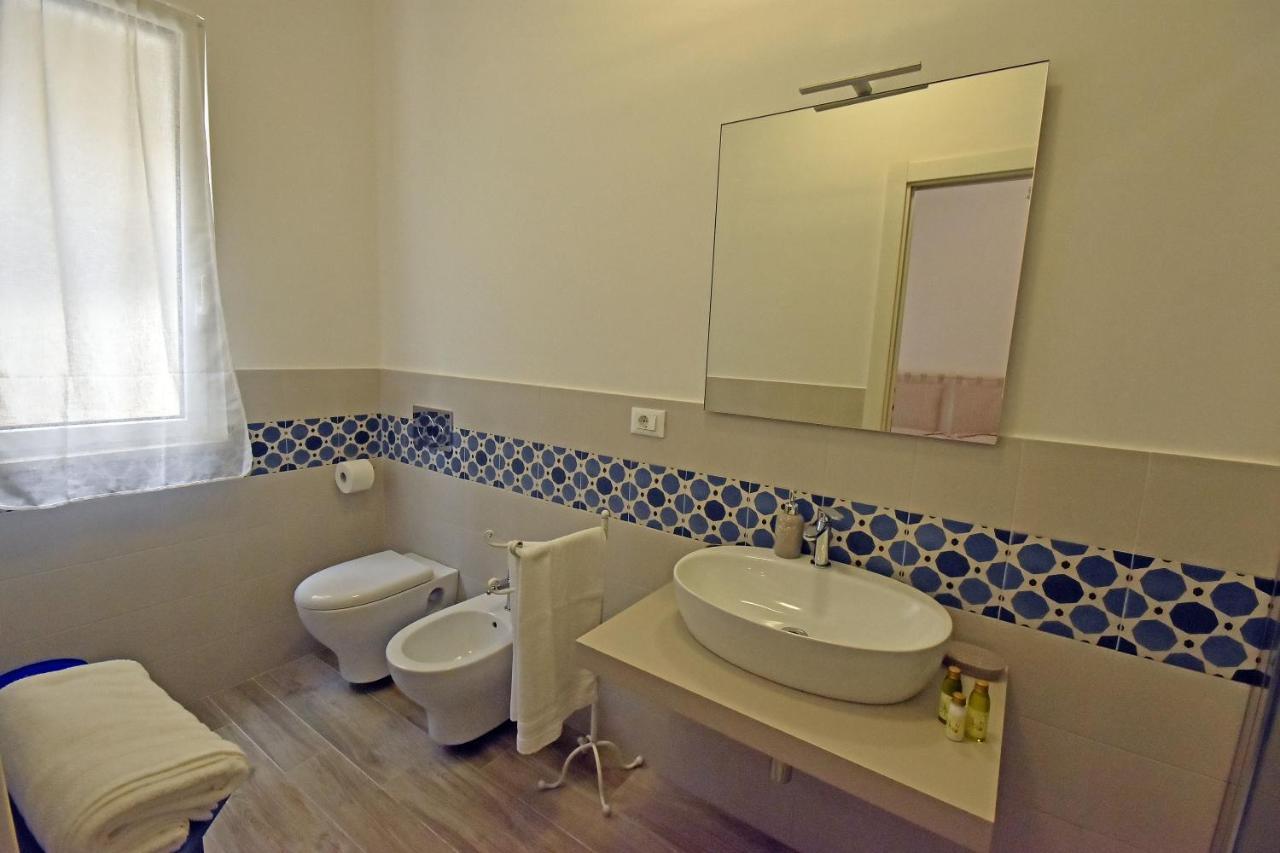 Castelli In Aria Bed & Breakfast Finale Ligure Exterior photo