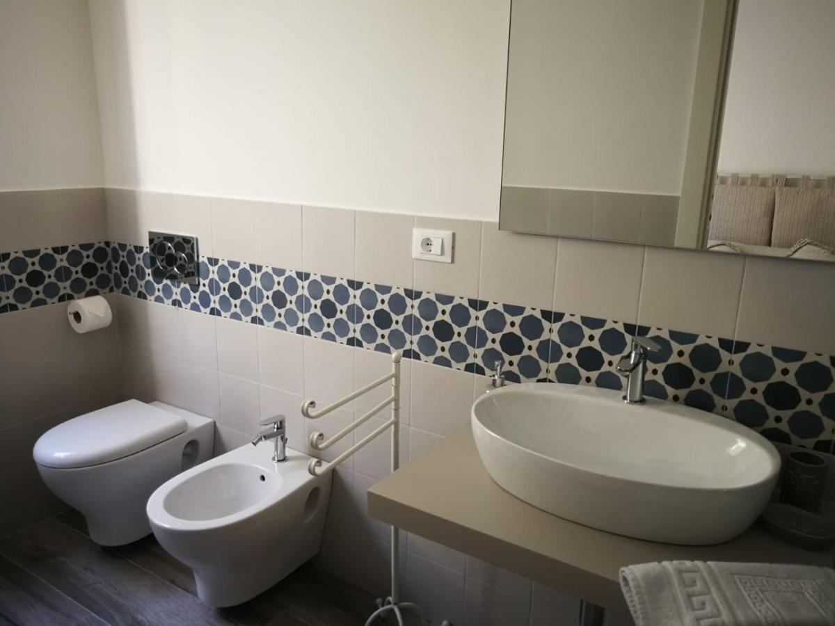 Castelli In Aria Bed & Breakfast Finale Ligure Exterior photo